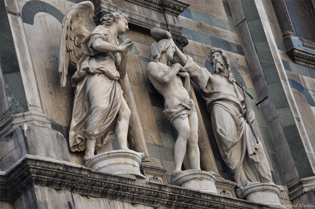 Florence Italy sculpture duomo facade