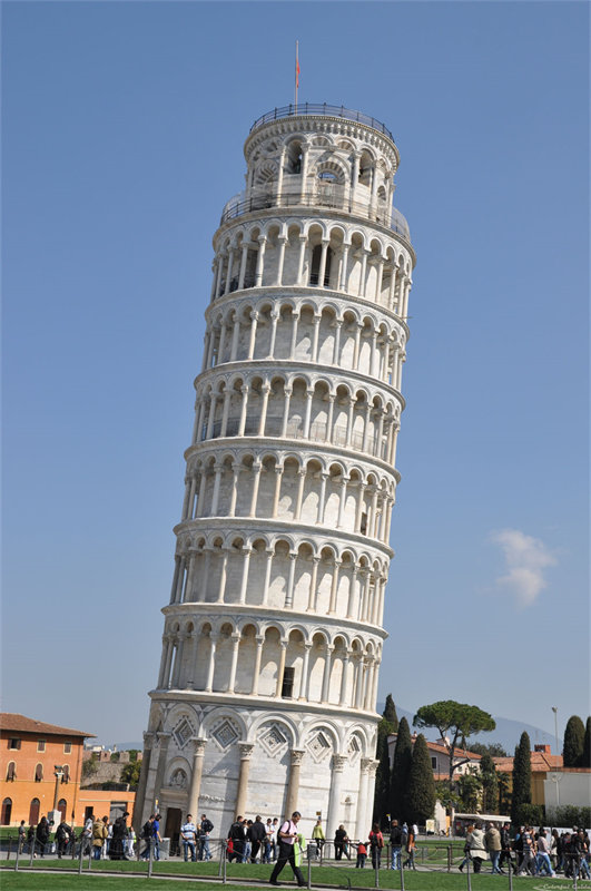 pisa leaning tower miracles square 1